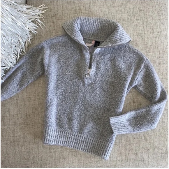 πͺ HM high neck collar light grey half zip pull over zip up long sleeve sweater - Picture 2 of 6